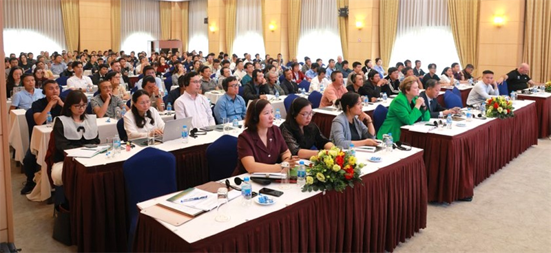 Hội thảo “Quản lý Dịch hại tổng hợp: Ứng dụng tác nhân sinh học” và Lễ khởi động Dự án IPM tại Lâm Đồng