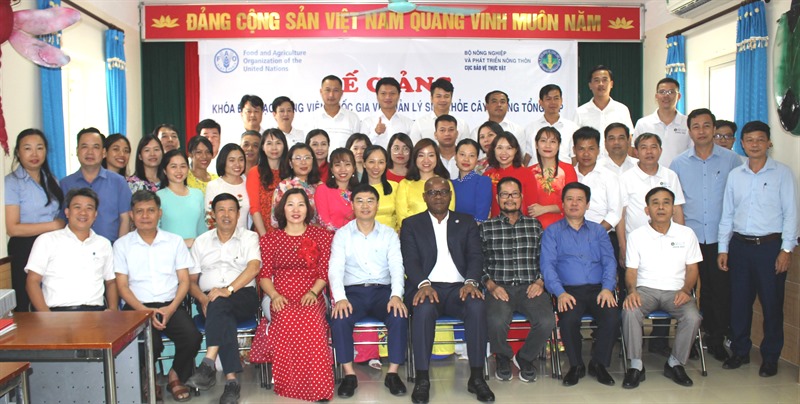 Bế giảng khóa tập huấn Chương trình đào tạo giảng viên IPHM trên lúa vụ Đông xuân 2021-2022 các tỉnh, thành phía Bắc