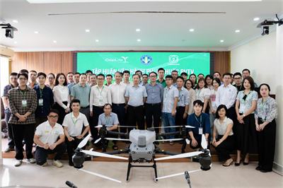 Tập huấn "Vận hành phun thuốc BVTV bằng thiết bị bay không người lái (UAV/Drone)"